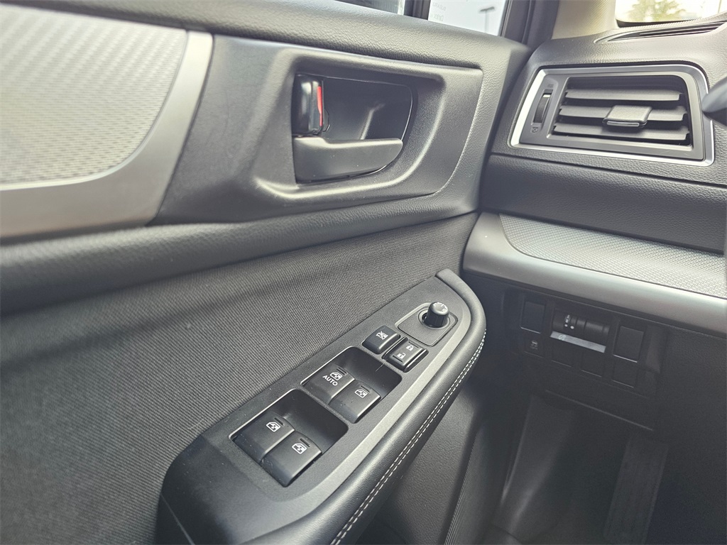 2018 Subaru Outback 2.5i photo 27