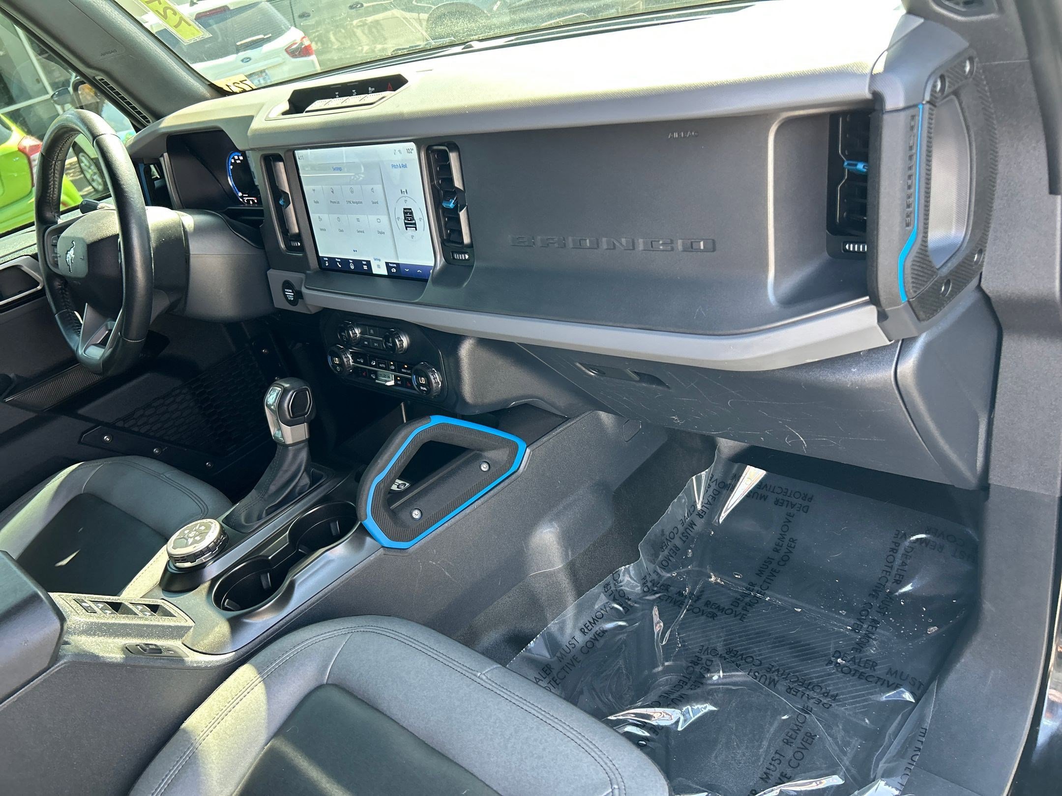 2024 Ford Bronco Black Diamond photo 19