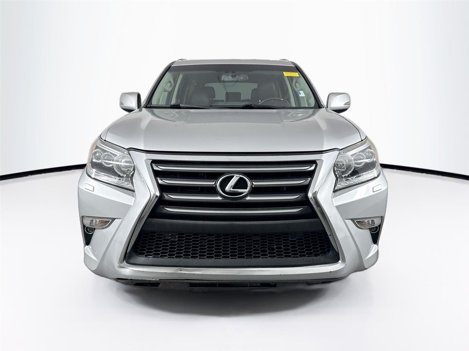 2016 Lexus GX 460 photo 3