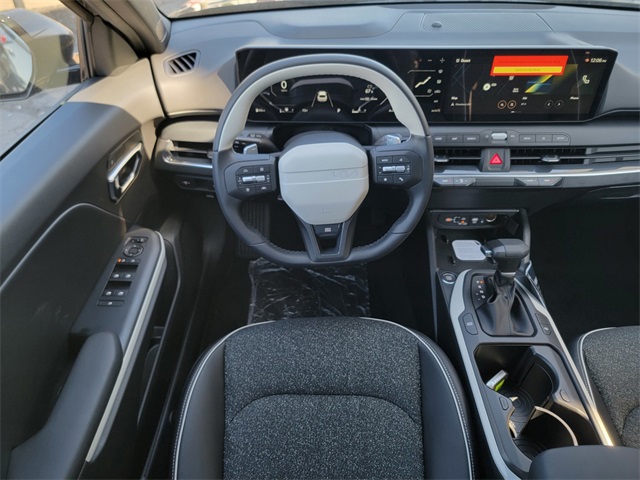 2025 Kia K4 GT-Line photo 22