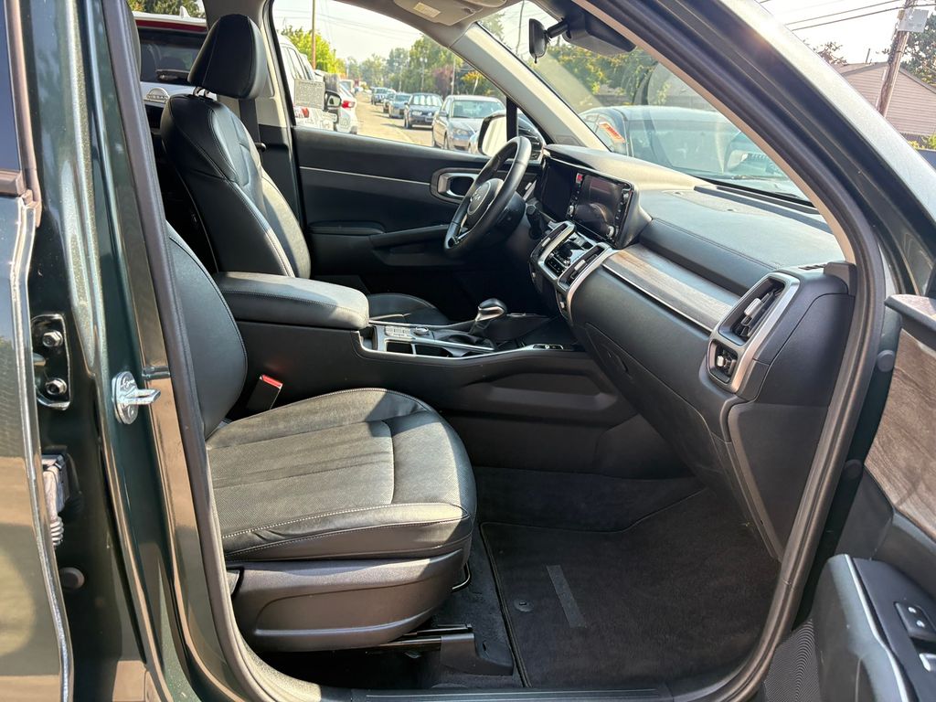 2022 Kia Sorento X-Line S photo 21