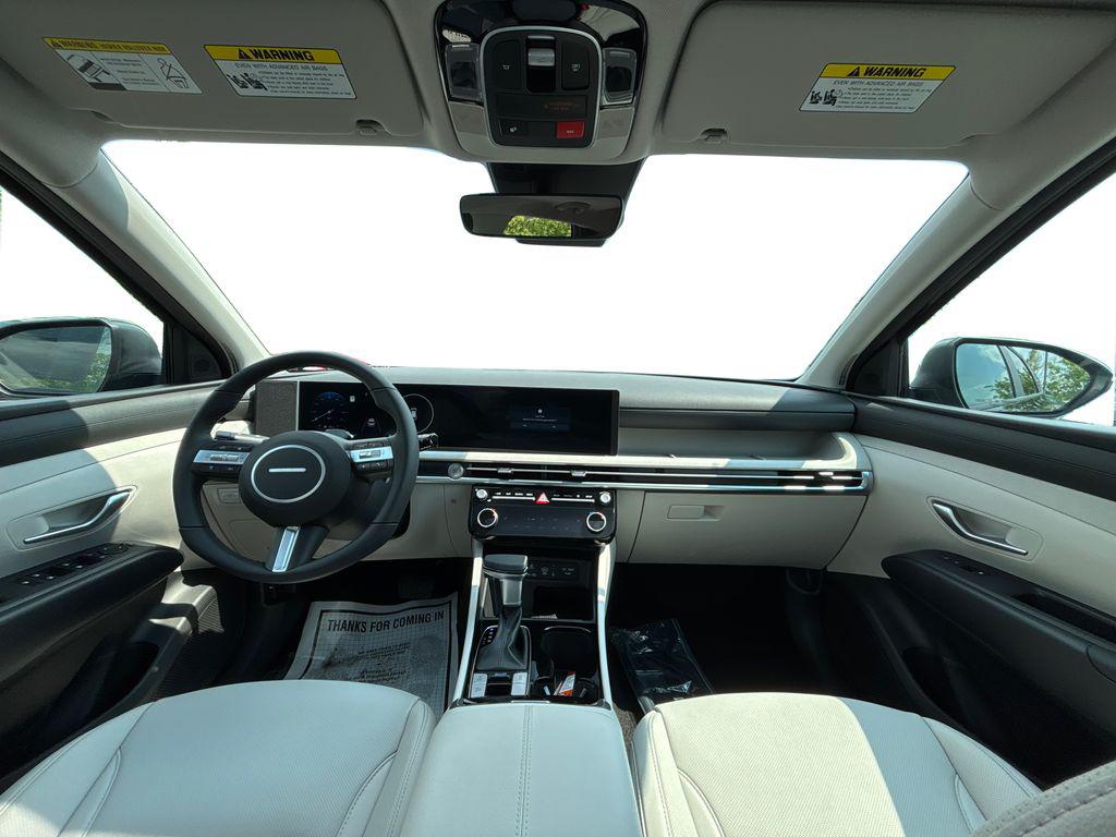 2025 Hyundai Tucson SEL Convenience photo 9