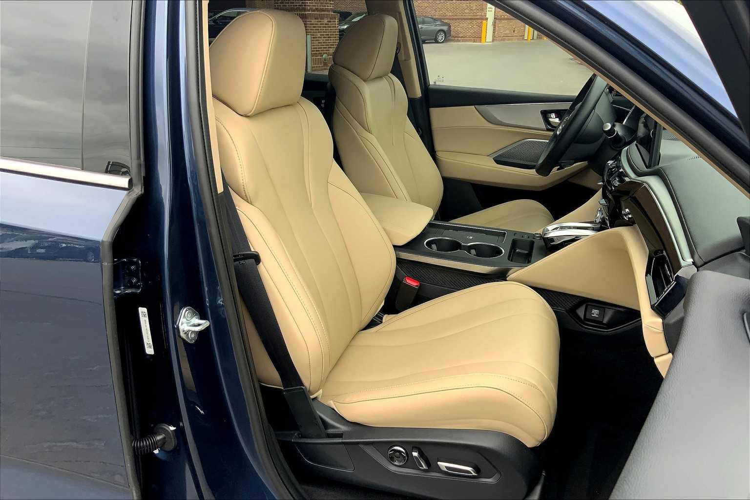 2025 Acura MDX SH-AWD photo 8