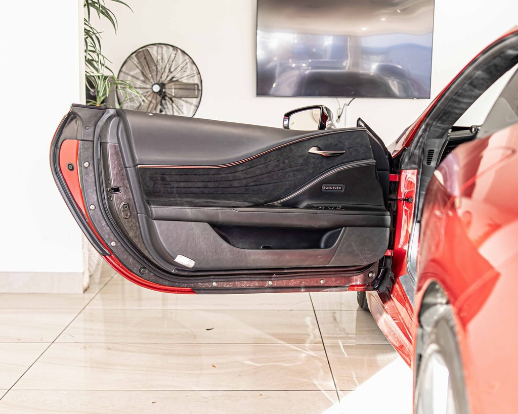 2018 LEXUS LC - Image 32