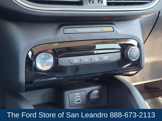 2025 Ford Escape Plug-In Hybrid photo 19