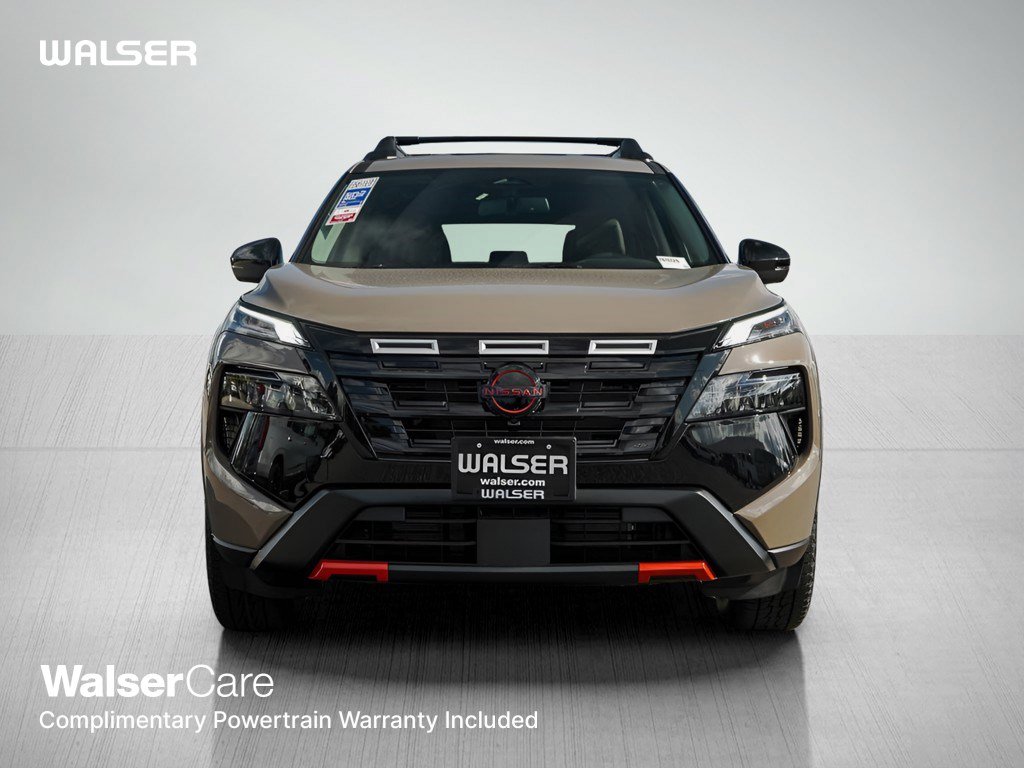 2026 Nissan Rogue SV photo 2