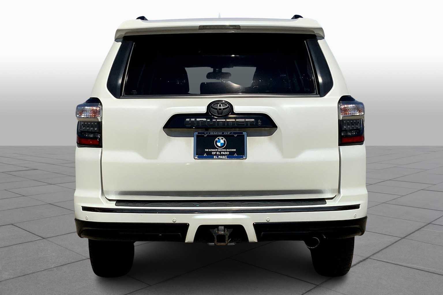 2019 Toyota 4Runner Limited Nightshade Edition photo 4