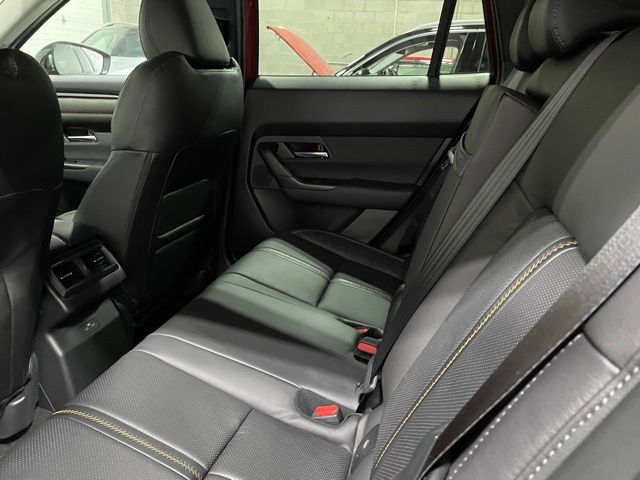 2025 Mazda CX-50 Premium Plus photo 11