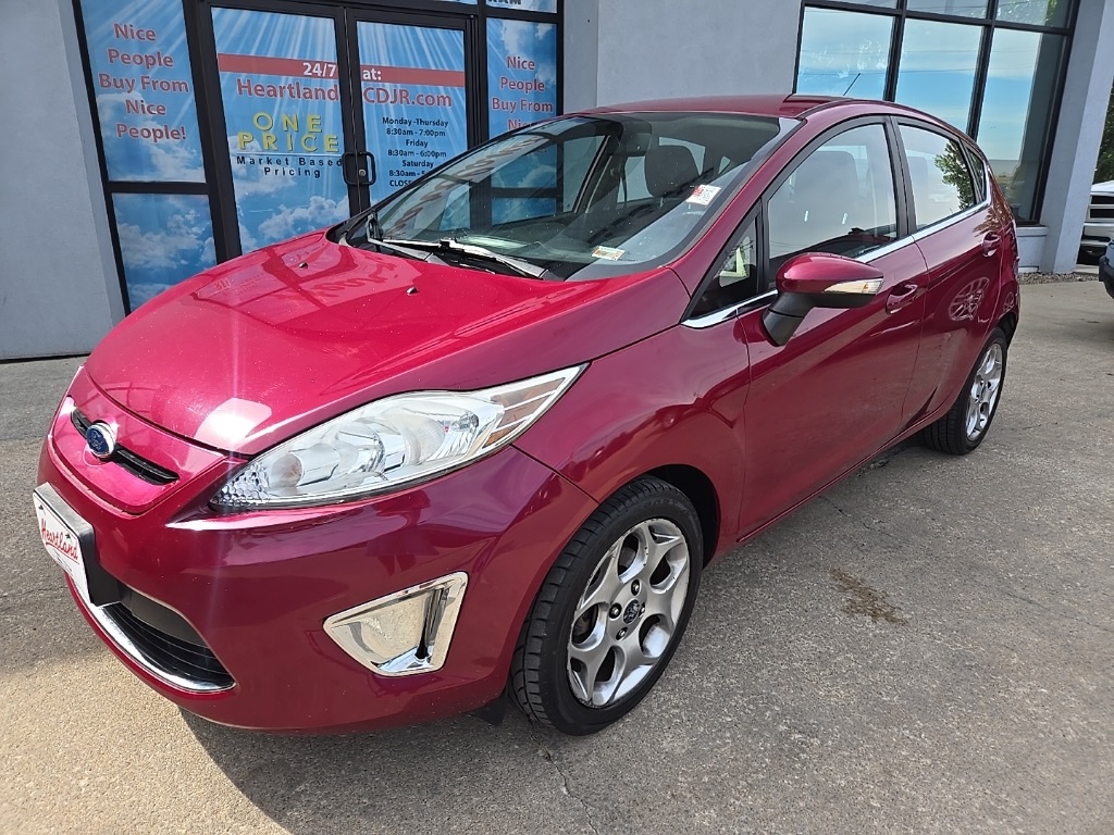 Used 2011 Ford Fiesta SES with VIN 3FADP4FJ5BM173748 for sale in Kansas City