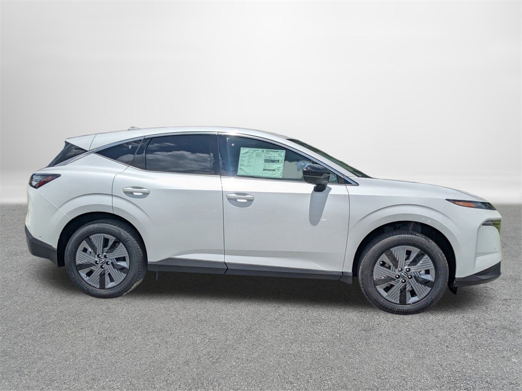 2025 Nissan Murano SL photo 2