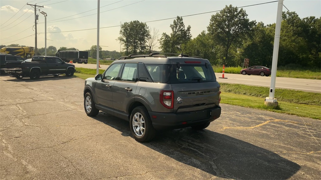2021 Ford Bronco Sport Base photo 2