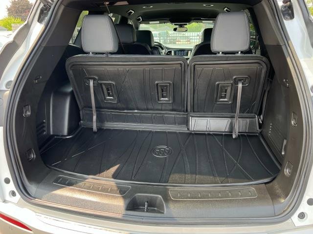 2022 Buick Enclave Essence photo 16