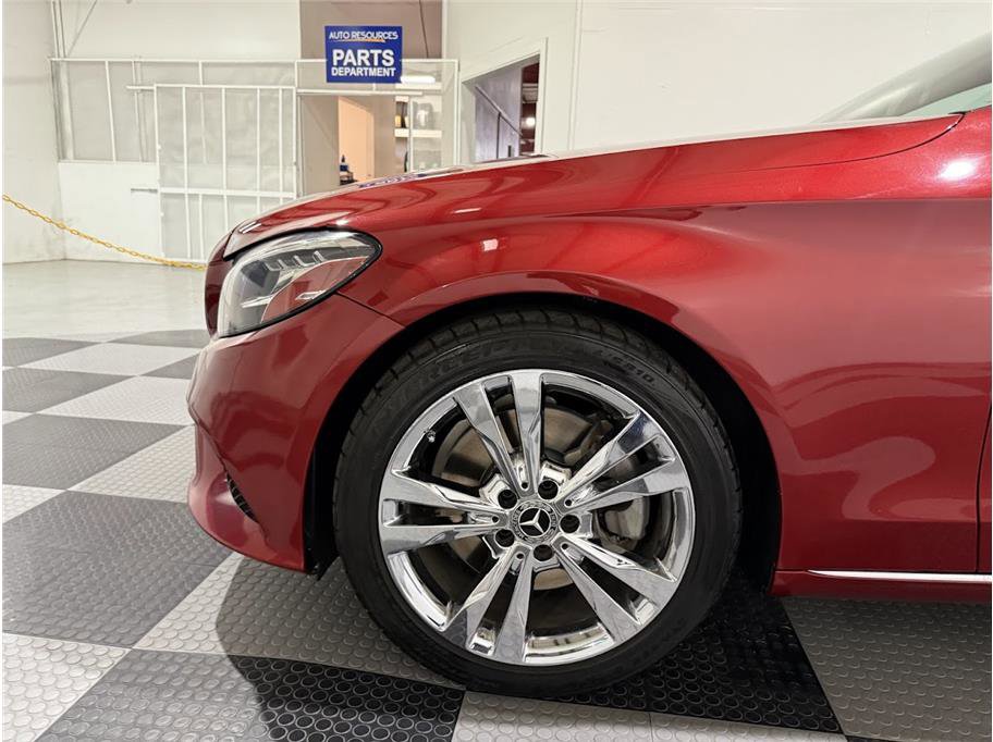 2019 Mercedes Benz C 300 photo 11