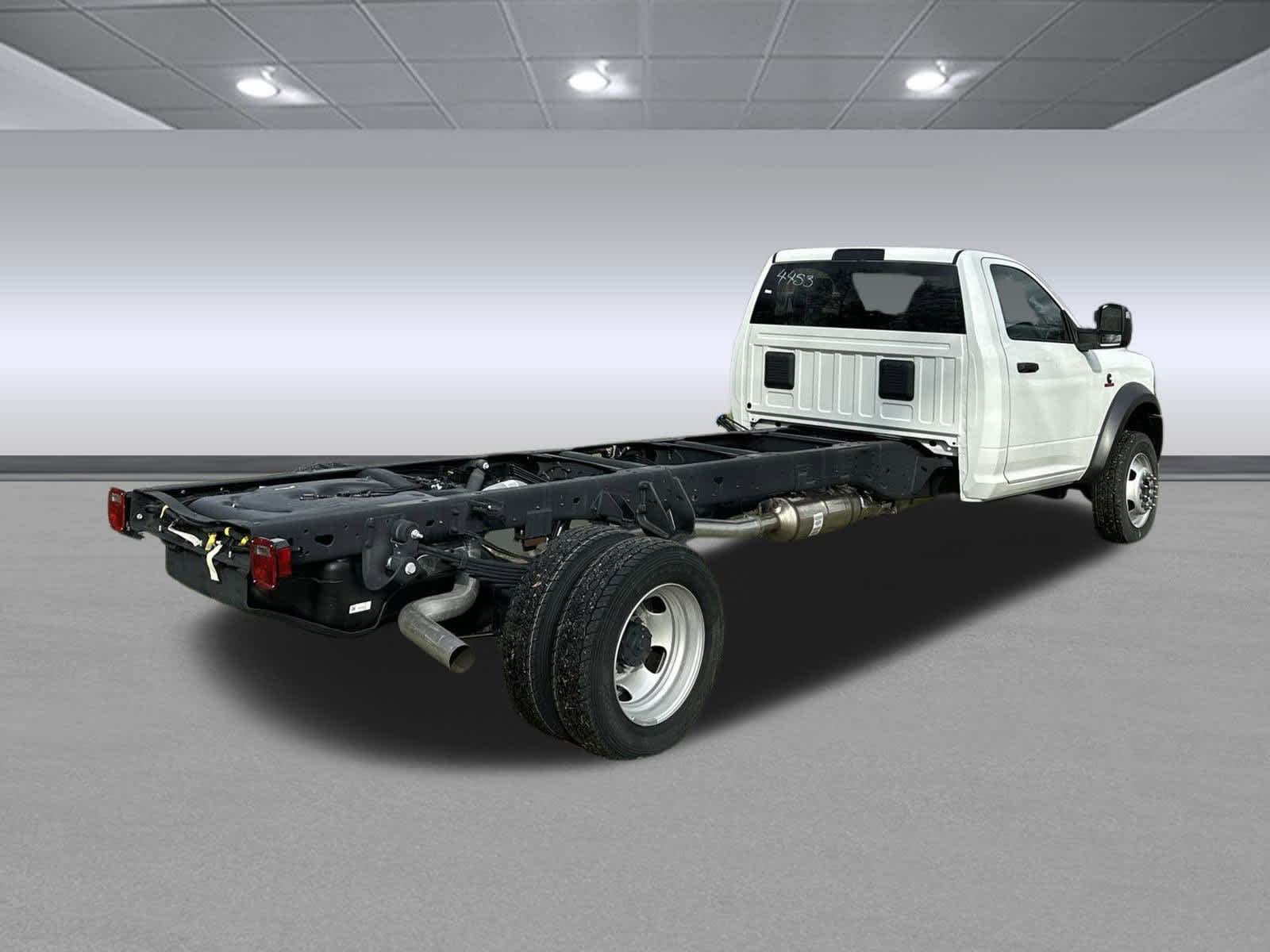 2024 Ram 4500 SLT photo 7
