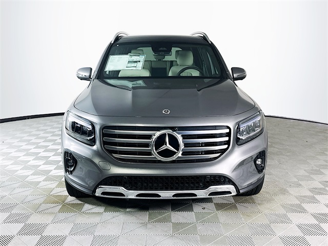 2026 Mercedes Benz GLB 250 photo 2
