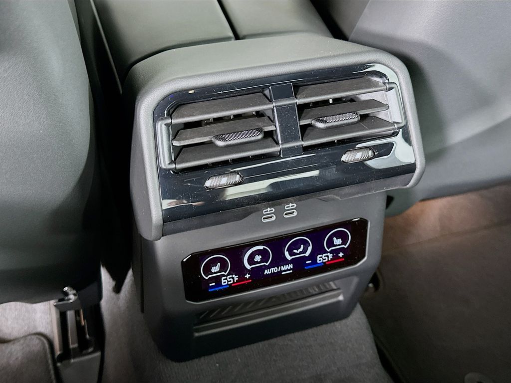 2026 Bmw M5 5 photo 17
