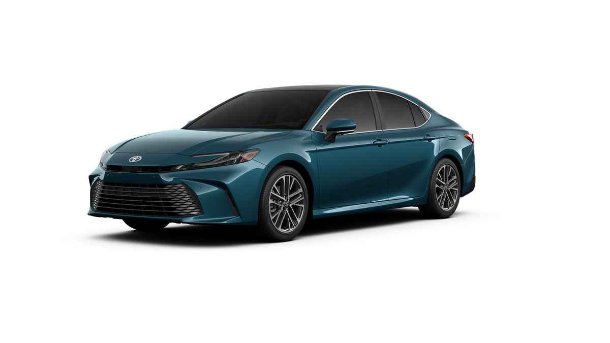 2026 Toyota Camry XLE's photo