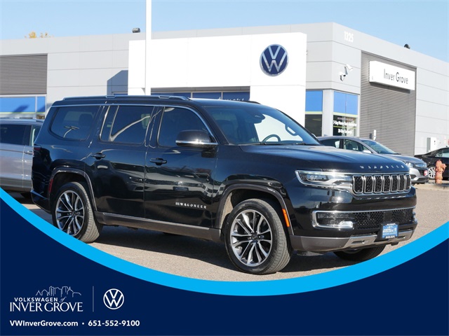 2022 Jeep Wagoneer Series III's photo