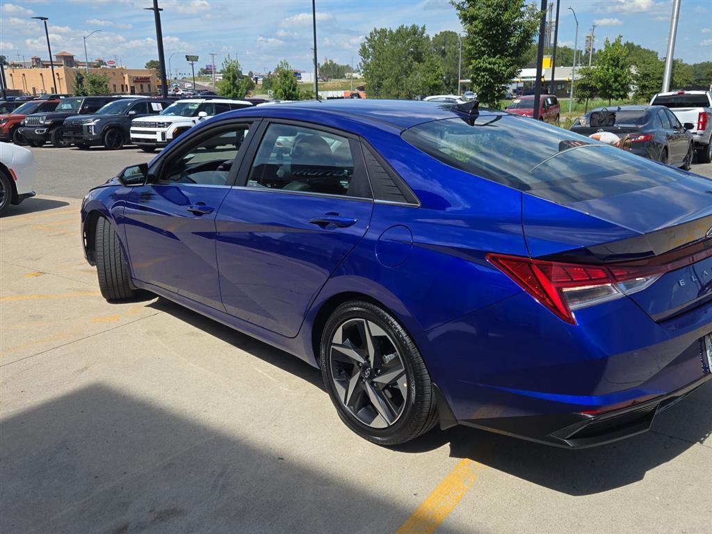 Used 2023 Hyundai Elantra Limited with VIN KMHLN4AJ5PU076518 for sale in Kansas City
