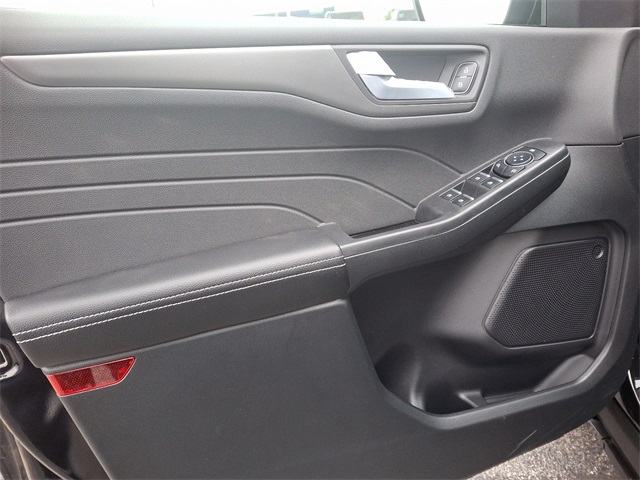 2025 Ford Escape Plug-In Hybrid photo 9