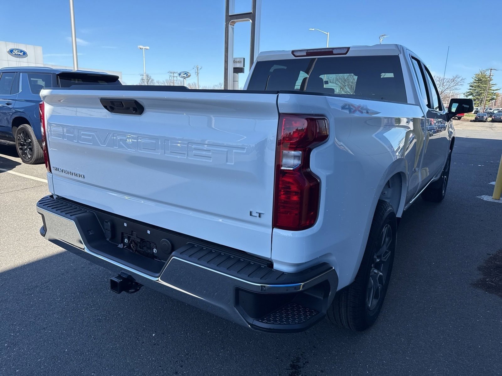 2026 Chevrolet Silverado 1500 LT photo 4