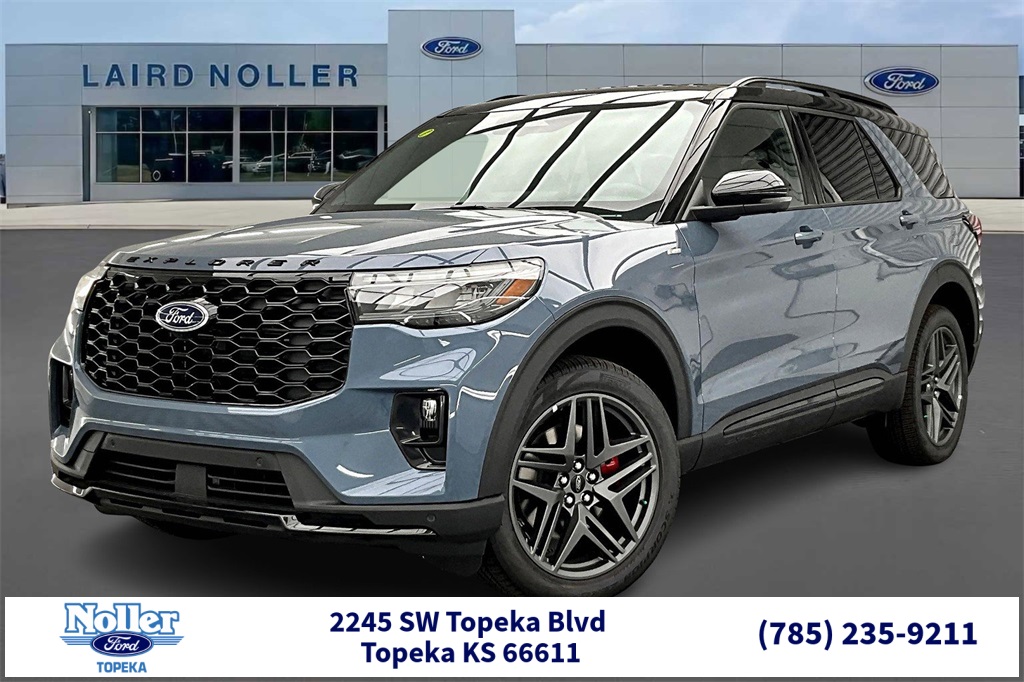 2025 Ford Explorer ST-LINE's photo