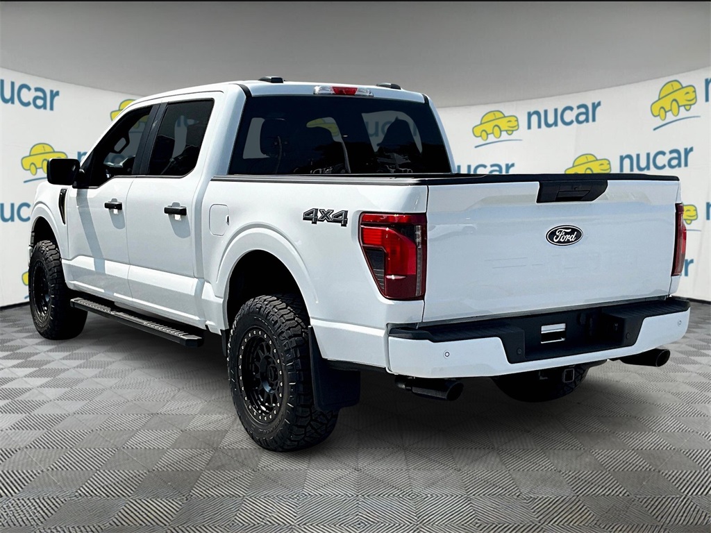2025 Ford F-150 STX photo 4