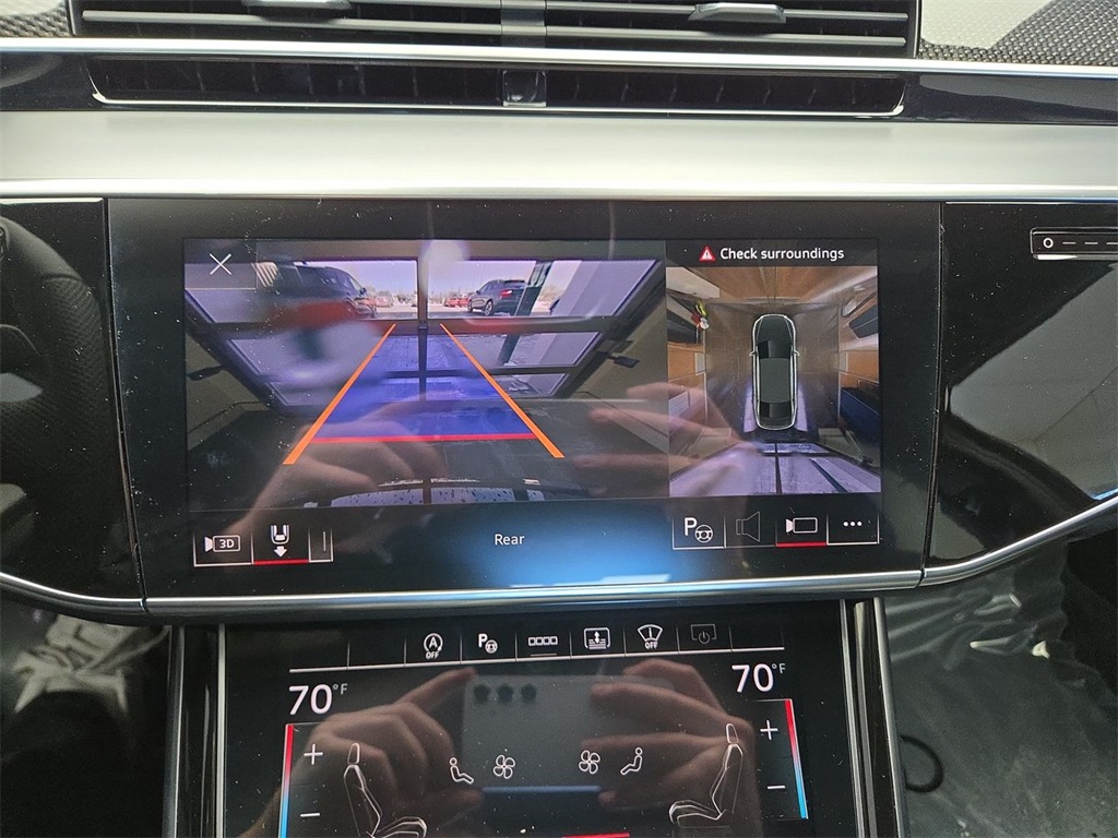 2025 Audi S8 4.0T photo 8