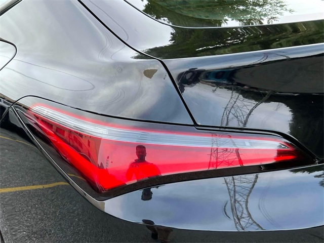 2023 Acura Integra Base photo 10