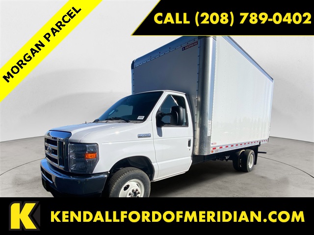 2025 Ford E-Series Cutaway Base's photo