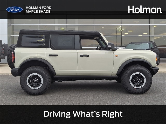 2025 Ford Bronco 4-Door Badlands's photo