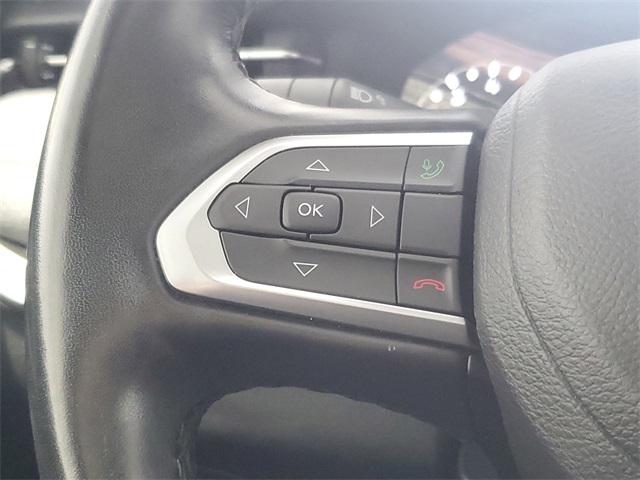 2022 Jeep Compass Latitude Lux photo 14