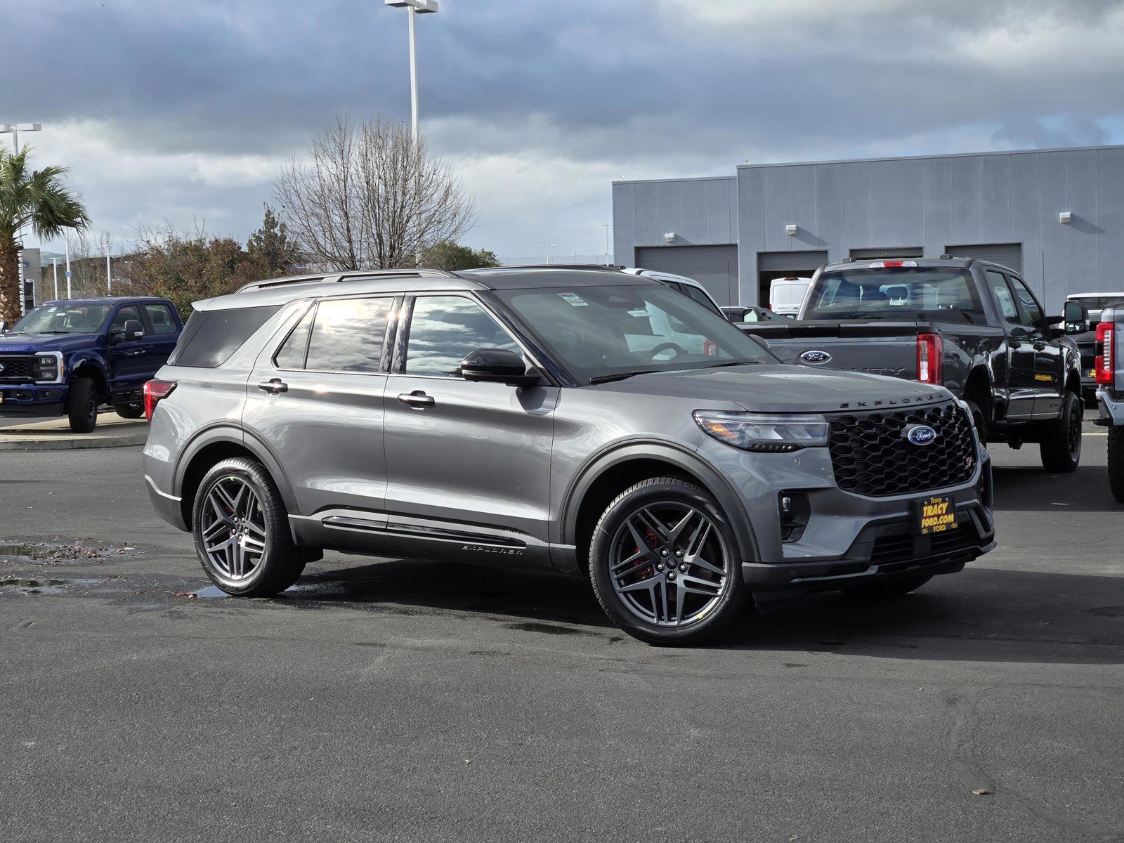 2026 Ford Explorer ST's photo