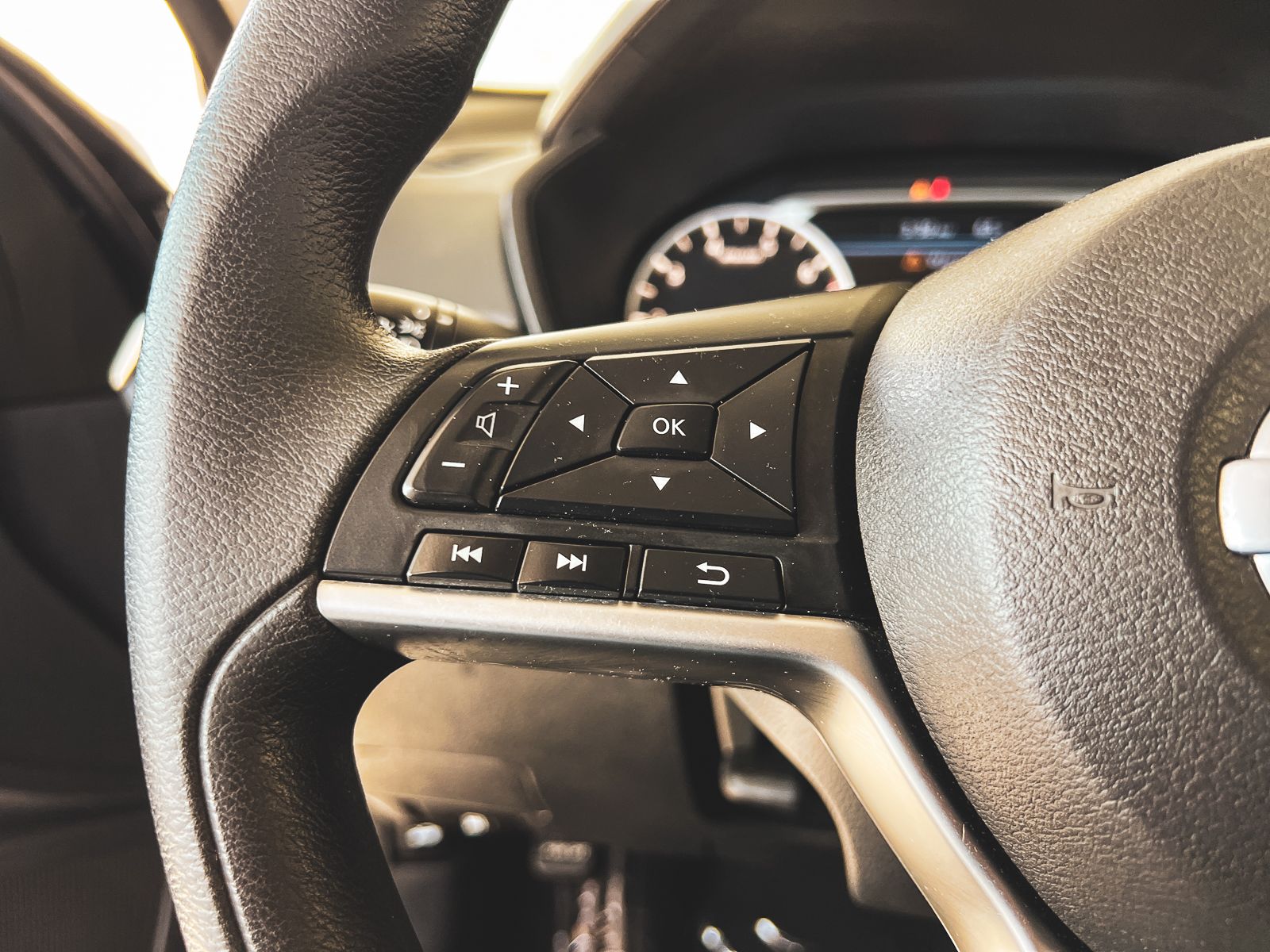 2022 Nissan Altima 2.5 SV photo 20