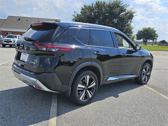 2023 Nissan Rogue Platinum photo 14