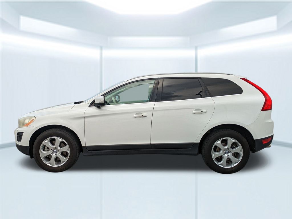 Used 2013 Volvo XC60 3.2 with VIN YV4952DL2D2381334 for sale in Pensacola, FL
