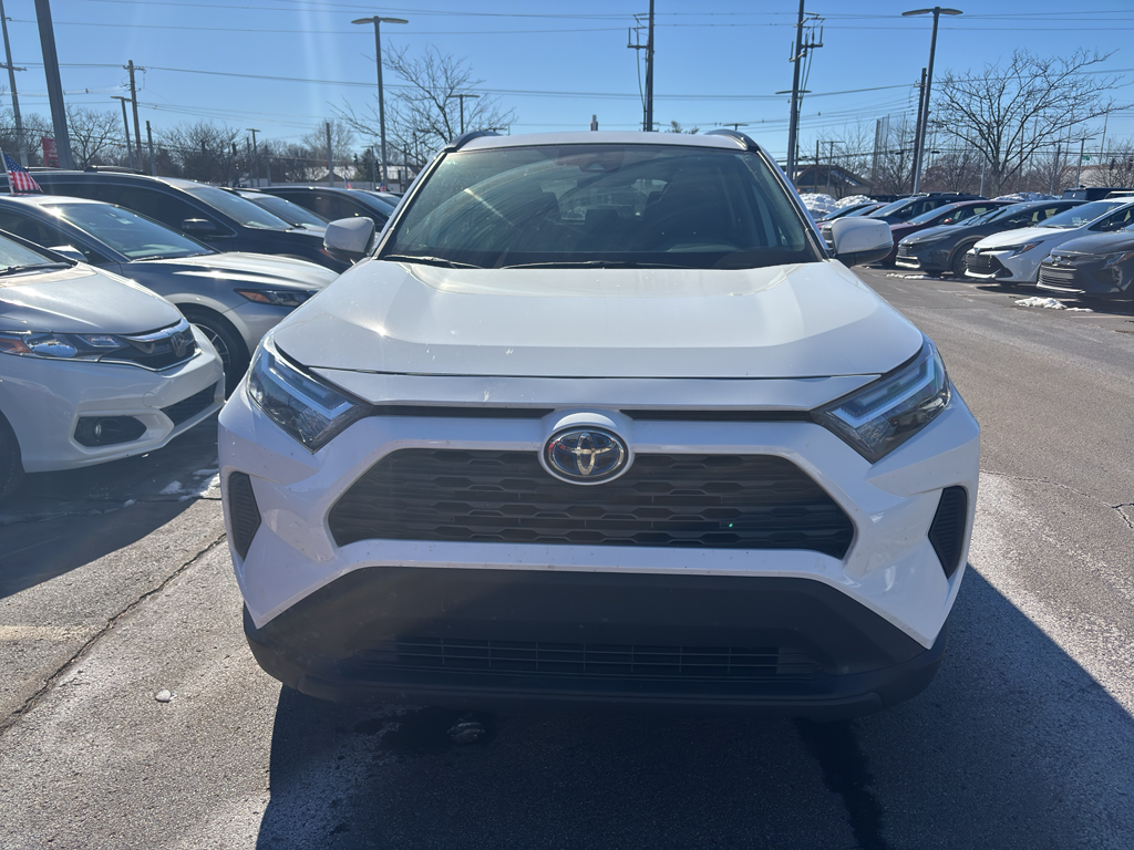 Used 2022 Toyota RAV4 XLE with VIN 4T3RWRFV0NU068489 for sale in Northfield, Minnesota