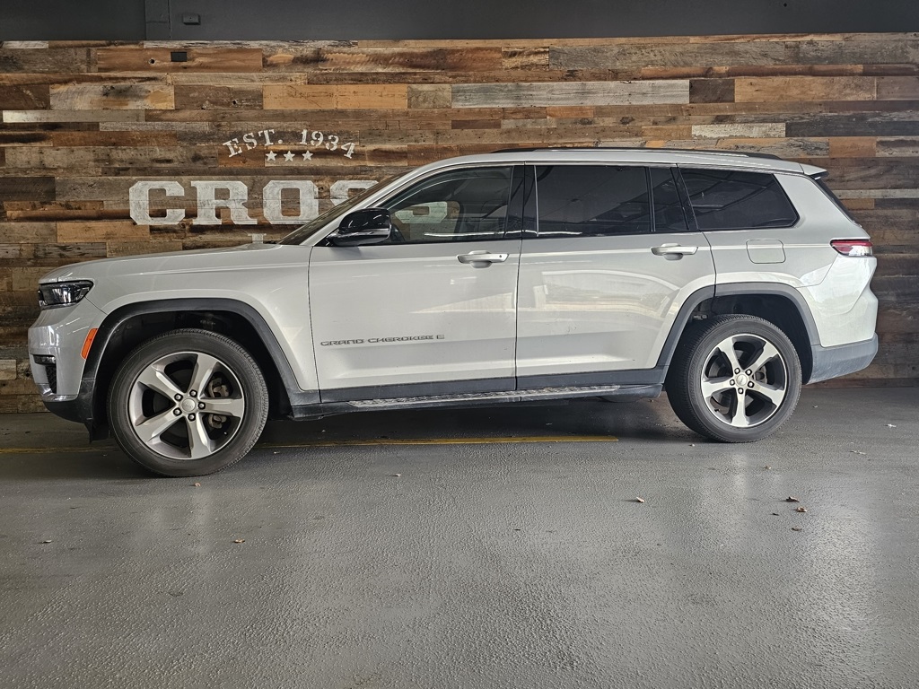 2021 Jeep Grand Cherokee Limited photo 3