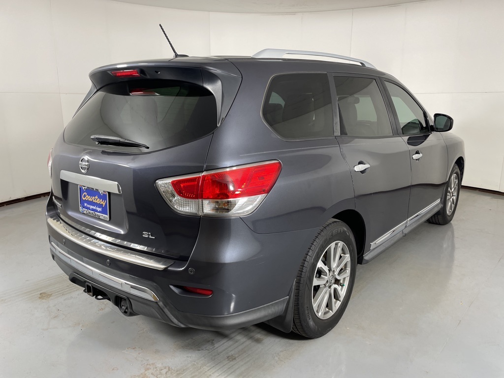 2014 Nissan Pathfinder SL photo 7