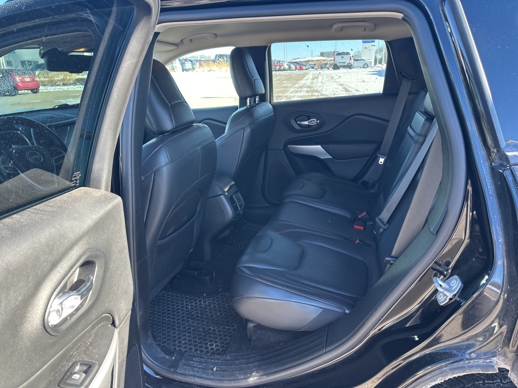 2018 Jeep Cherokee Trailhawk photo 4