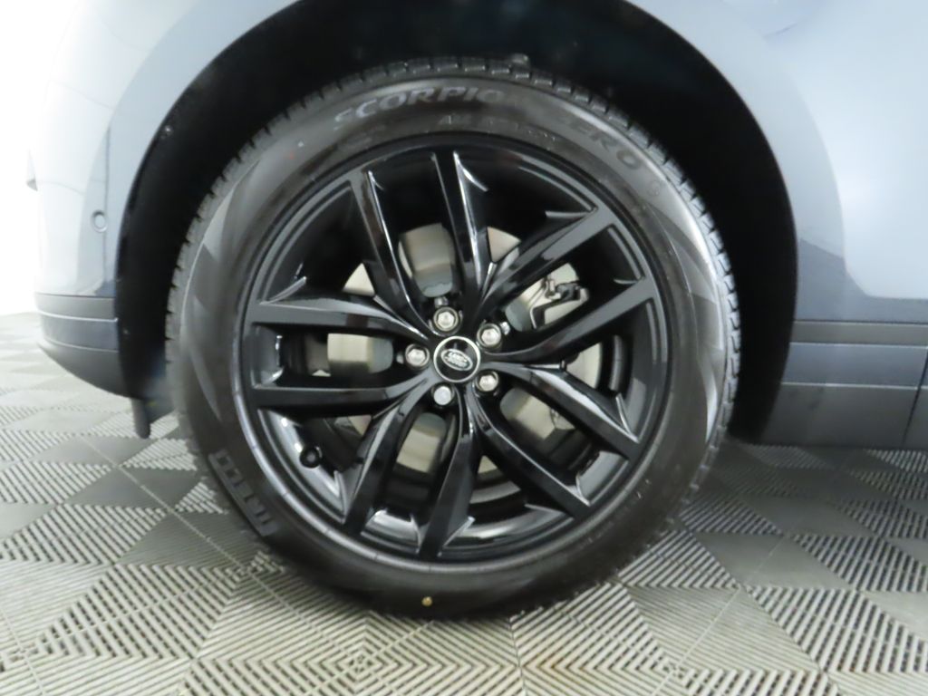 2026 Land Rover Range Rover Velar S photo 26