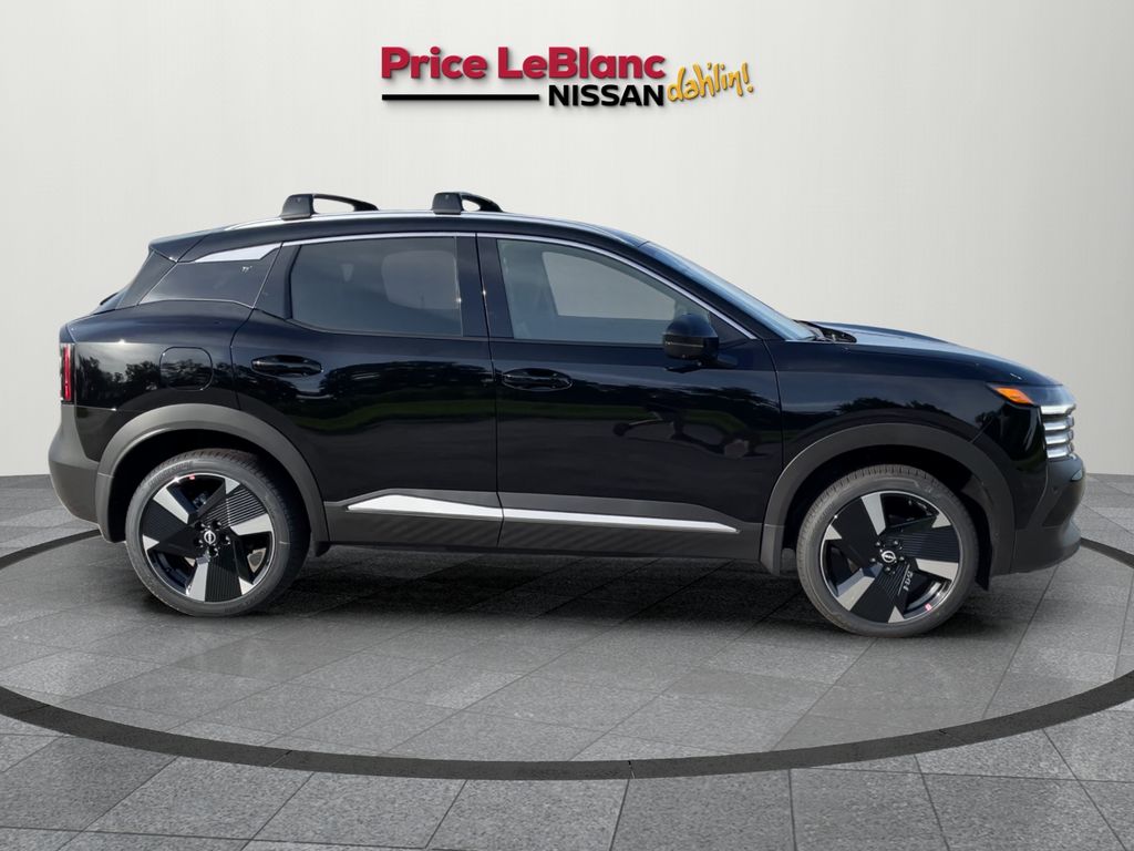 2025 Nissan Kicks SR photo 8