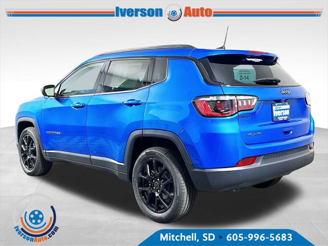 2025 Jeep Compass Latitude photo 4