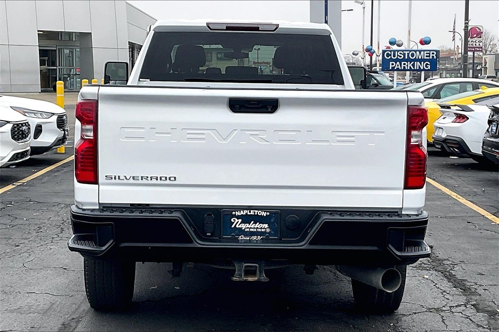 2023 Chevrolet Silverado 2500HD Work Truck photo 3