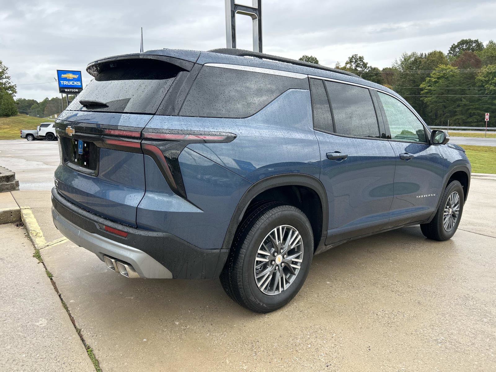 2026 Chevrolet Traverse photo 4