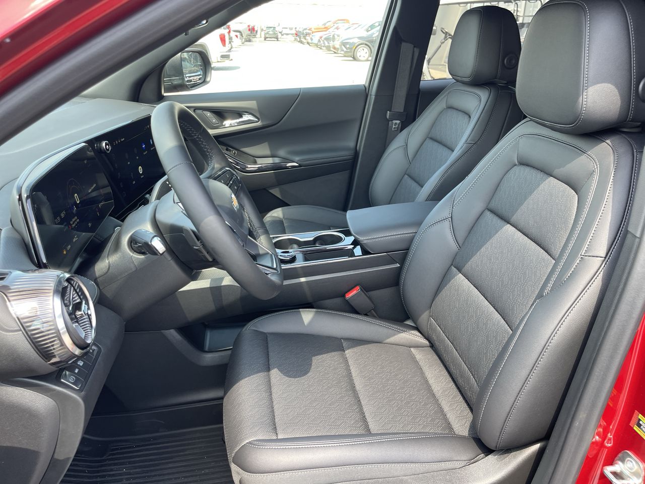 2026 Chevrolet Equinox LT photo 31