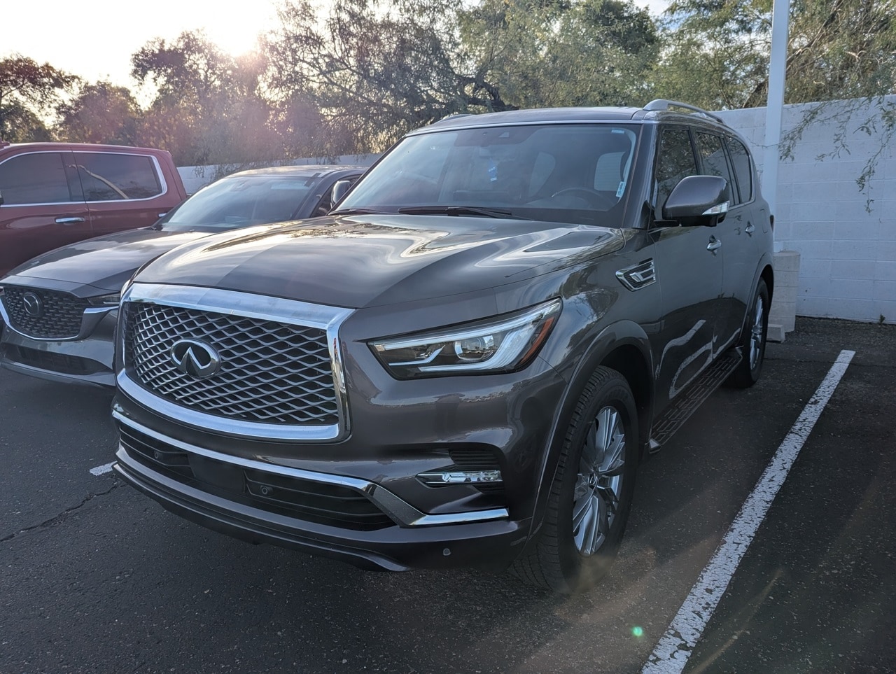 2024 INFINITI QX80 Luxe 4WD's photo