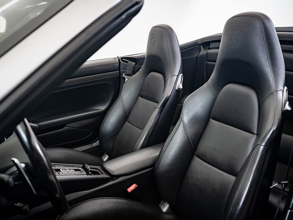 2016 Porsche 911 Turbo S photo 6
