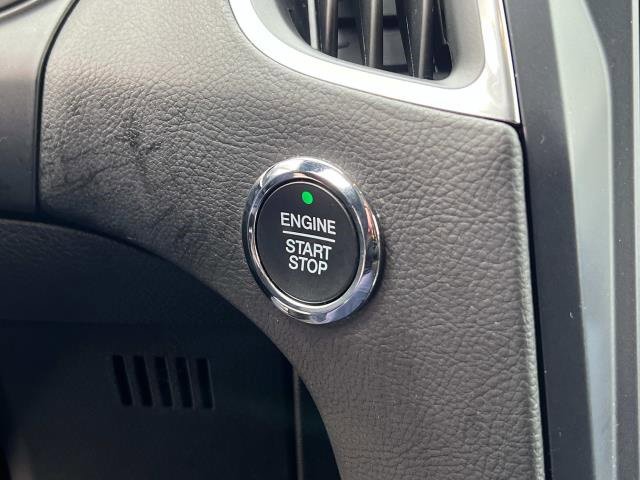 2022 Ford Edge Titanium photo 21
