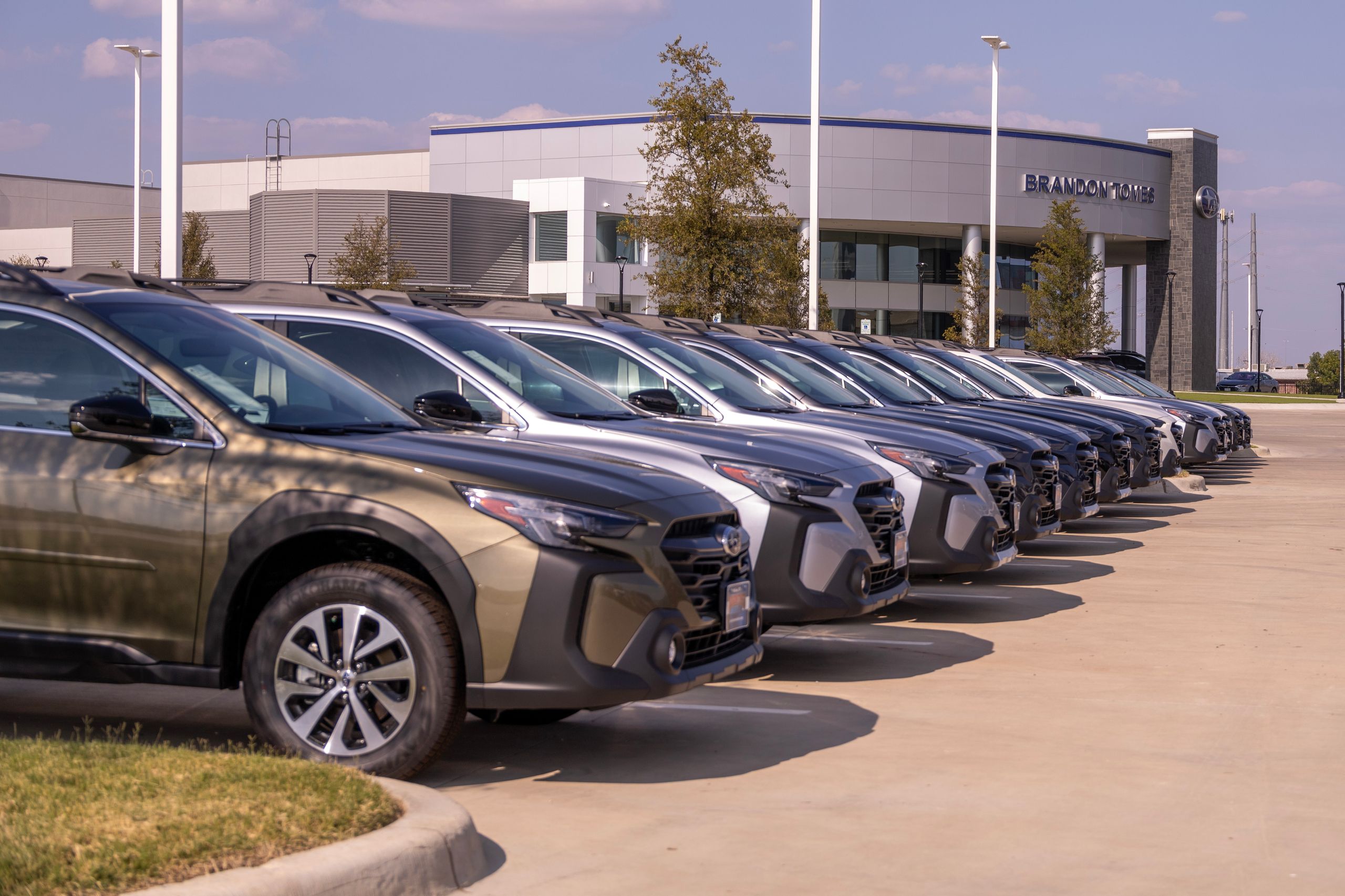2025 Subaru Outback Premium photo 27